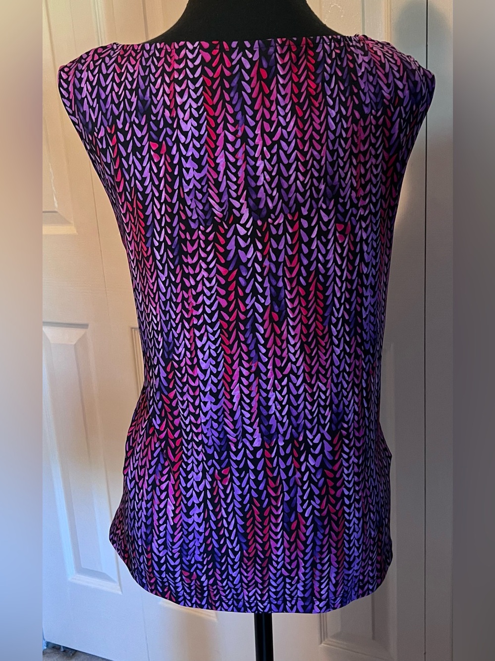 Calvin Klein Patterned Cowl Neck Sleeveless Top Size 1X Boho Business Casual - Picture 5 of 10